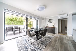 Dining room- click for photo gallery